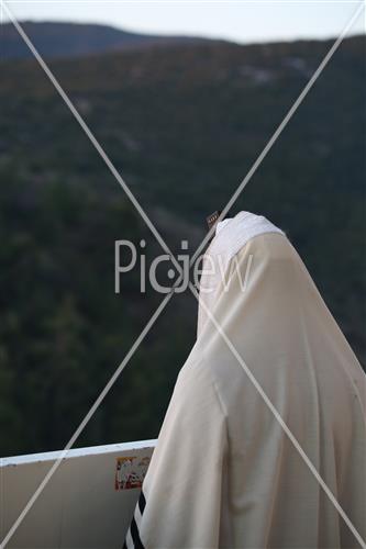 Prayer in Meron