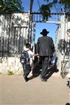 ילדים בירושלים הולכים לבית הספר
