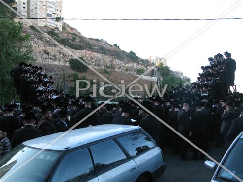 tashlich In Seret Vizhnitz