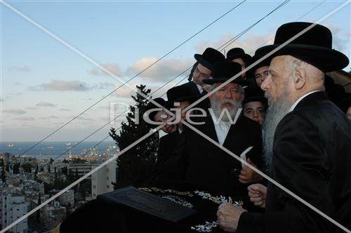 tashlich In Seret Vizhnitz