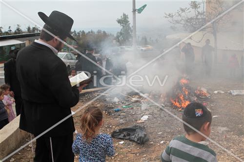 burning chametz