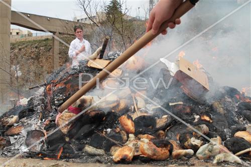 burning chametz