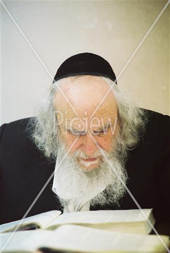 Rabbi Shmuel Auerbach