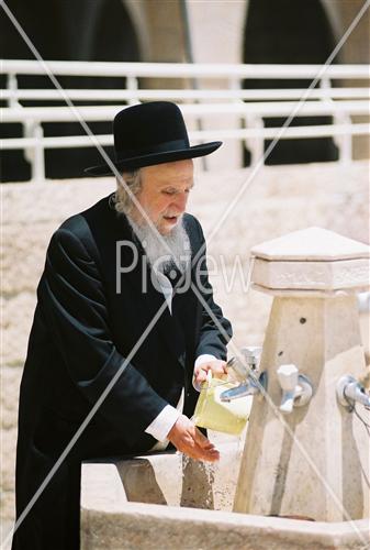 Rabbi Shmuel Auerbach