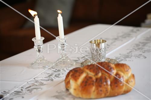 Shabbat table