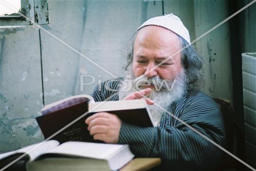 Learning torah