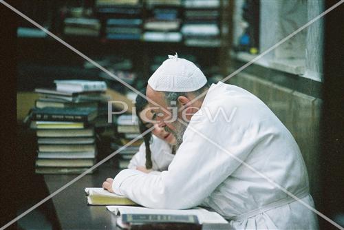 Learning torah