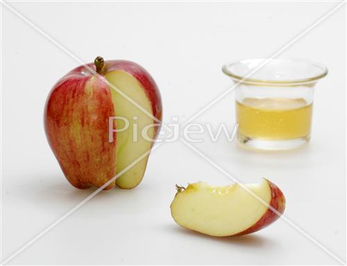 Apple honey for Rosh hashanah