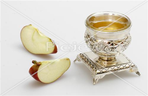 Apple honey for Rosh hashanah
