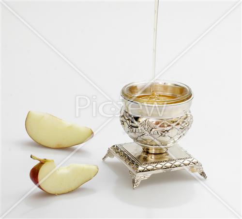 Apple honey for Rosh hashanah