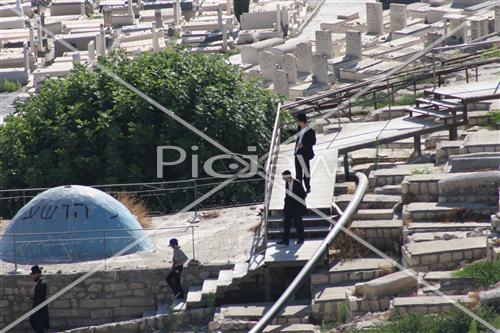 Tombs of the Tzaddikim