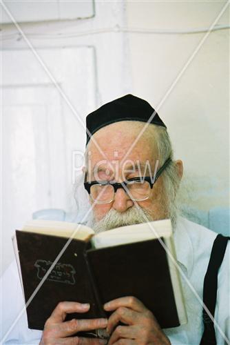 הרב יעקב זלזניק
