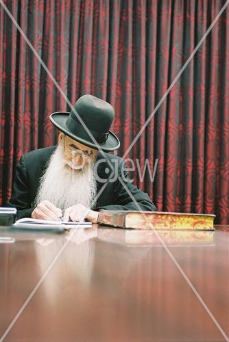 הרב יעקב עדס