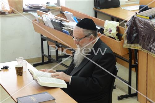 Rabbi Moshe Shapira