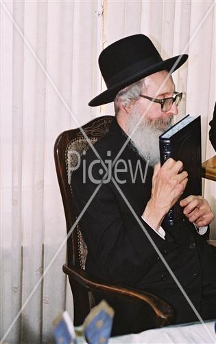 rabbi finkel