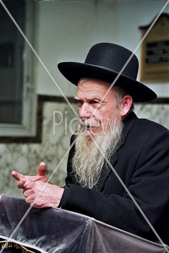 Rabbi Gershon Edelstein