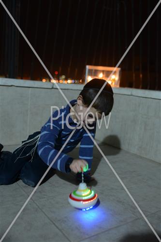 Dreidel game