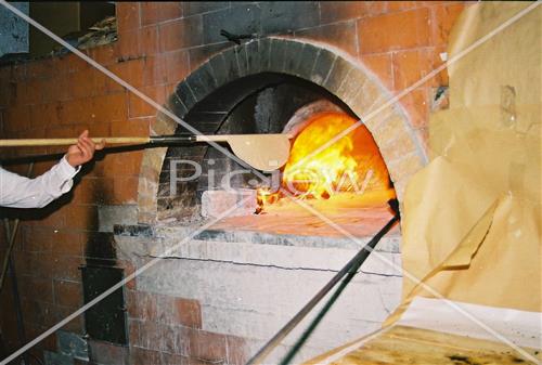 Baking matzos