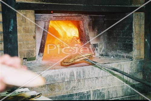 Baking matzos