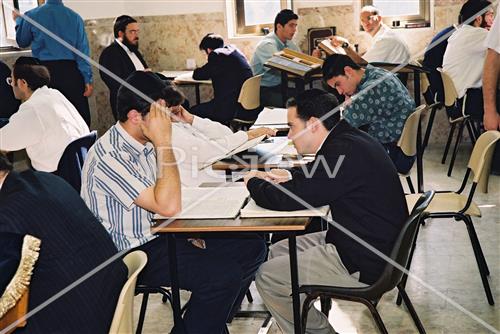 The life in Yeshiva