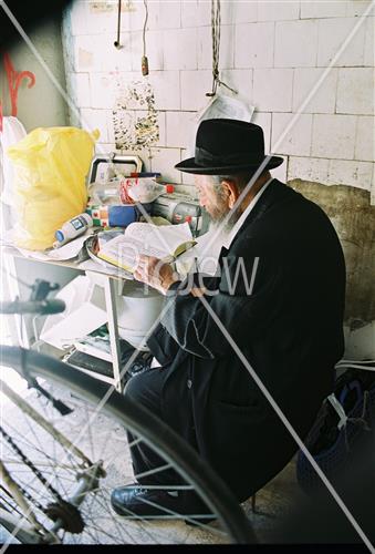 Daily life in Jerusalem