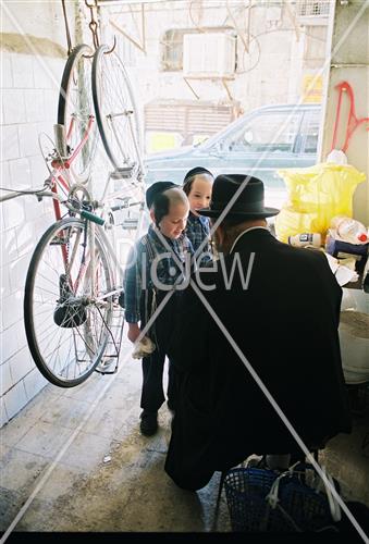 Daily life in Jerusalem