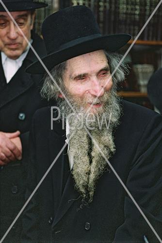 Rabbi Aharon Yehuda Leib Shteinman