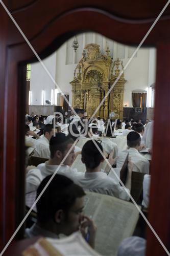 Poniviz yeshiva