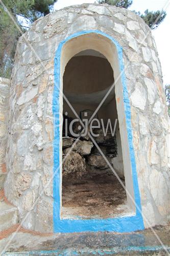 Tomb of Rabbi Yossi Ben Yaacov