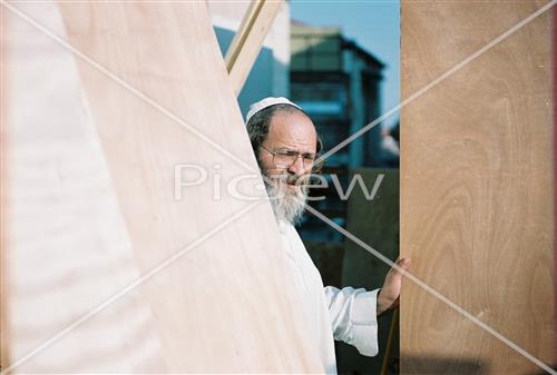 Building a Sukkah