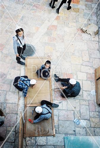 Building a Sukkah