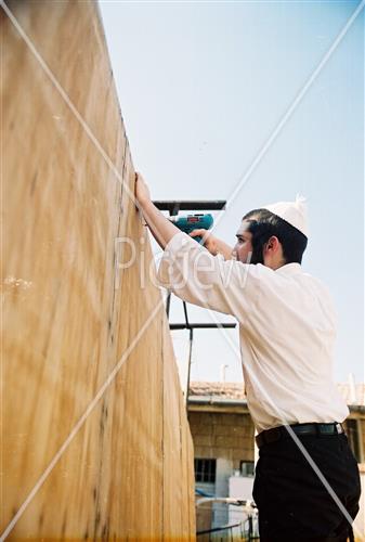 בניית סוכה