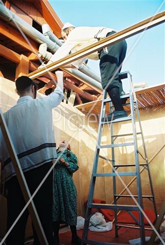 Building a Sukkah