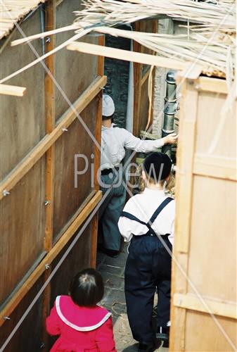 Building a Sukkah