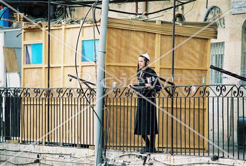 Building a Sukkah