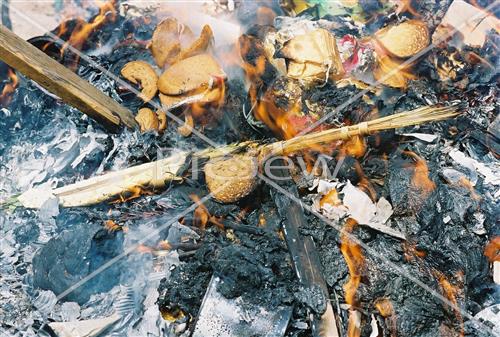 Burning chametz