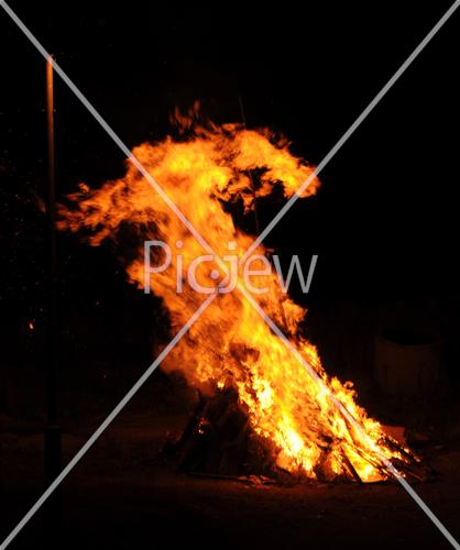 lag ba"omer bonfire