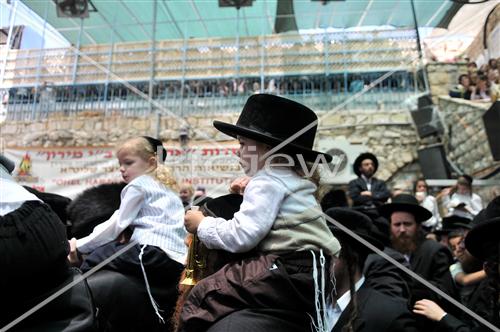 ריקודים במירון בלג בעומר