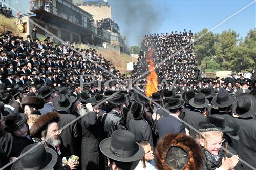 ריקודים במירון בלג בעומר