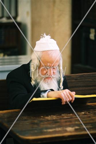 אנשים לומדים