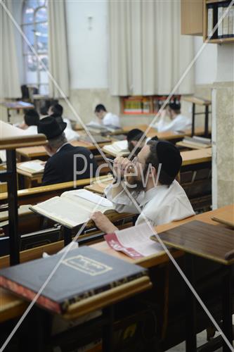 ישיבת מיר