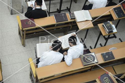ישיבת מיר