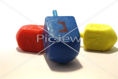 Plastic dreidels