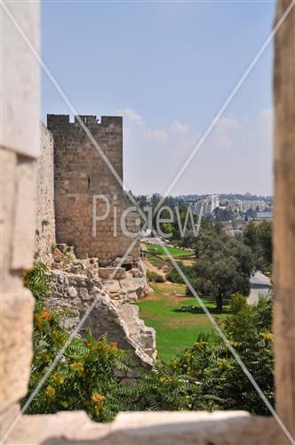 Jerusalem walls