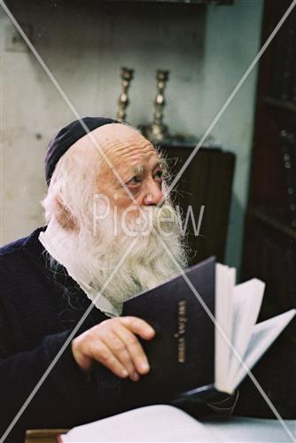 Rabbi Chaim Kanievsky