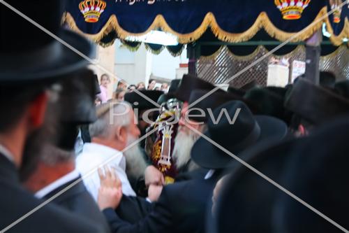  hahnassat sefer torah