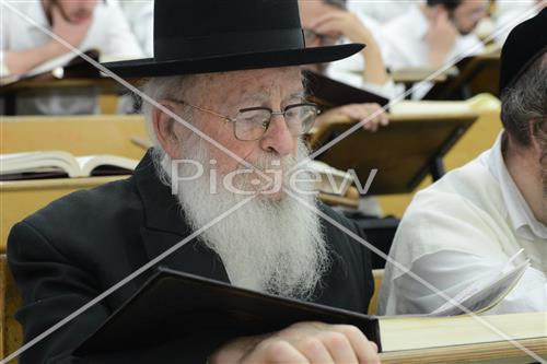 Rabbi Yosef Zvi Stigel