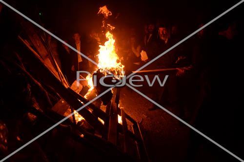 Lag Ba'Omer bonfire
