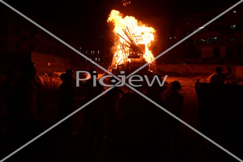 Lag Ba'Omer bonfire