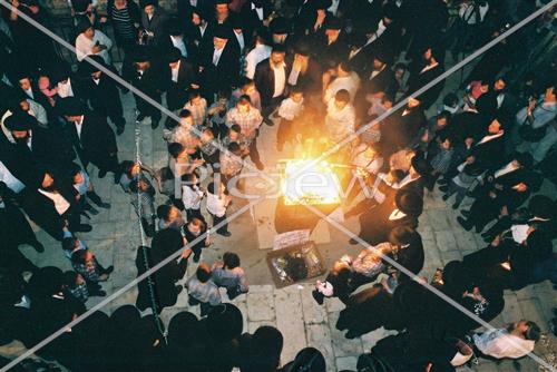 Oil synagogue in honor of Lag BaOmer